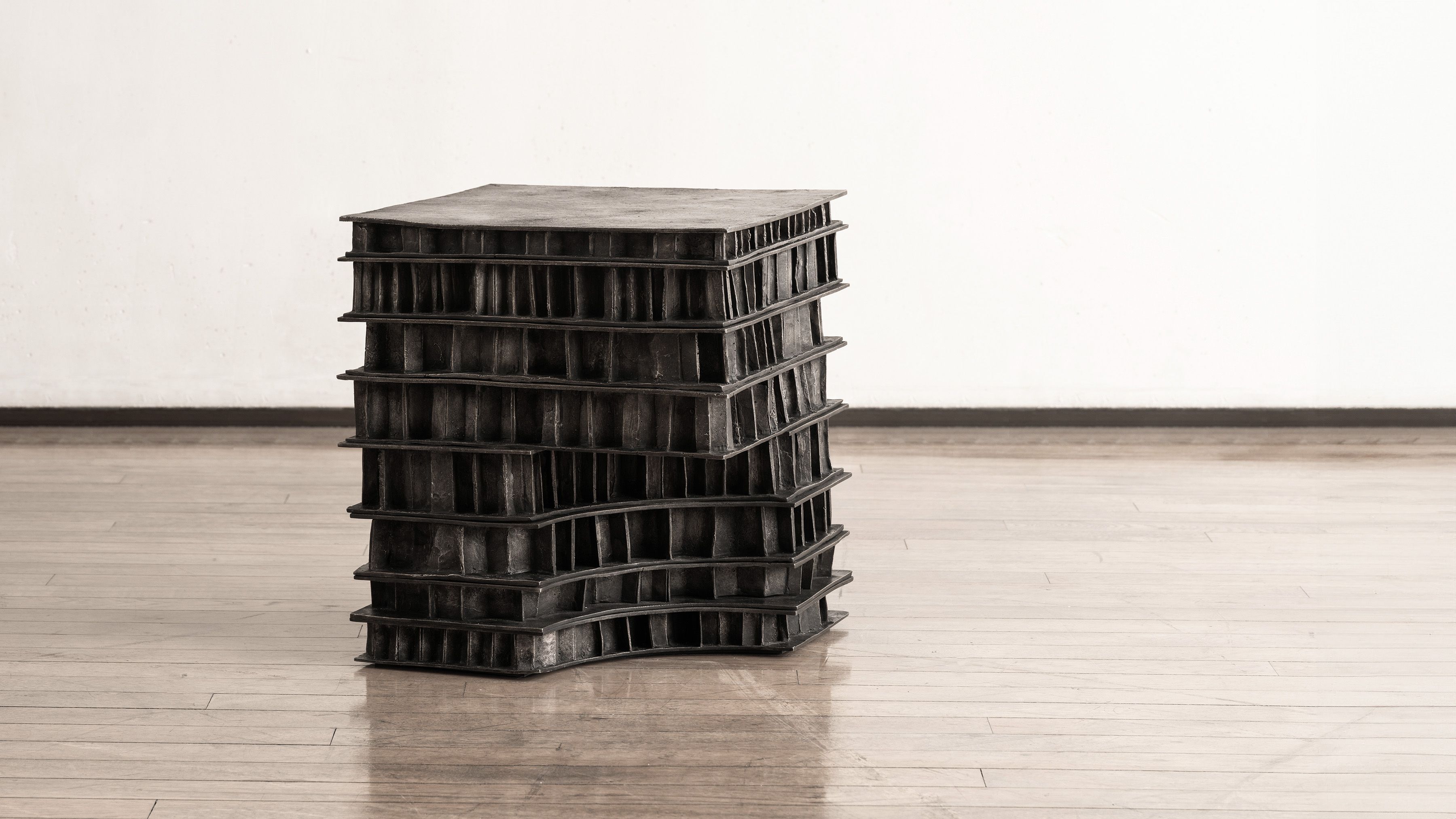 Hector Esrawe Ateliers Courbet Gear Bronze Table