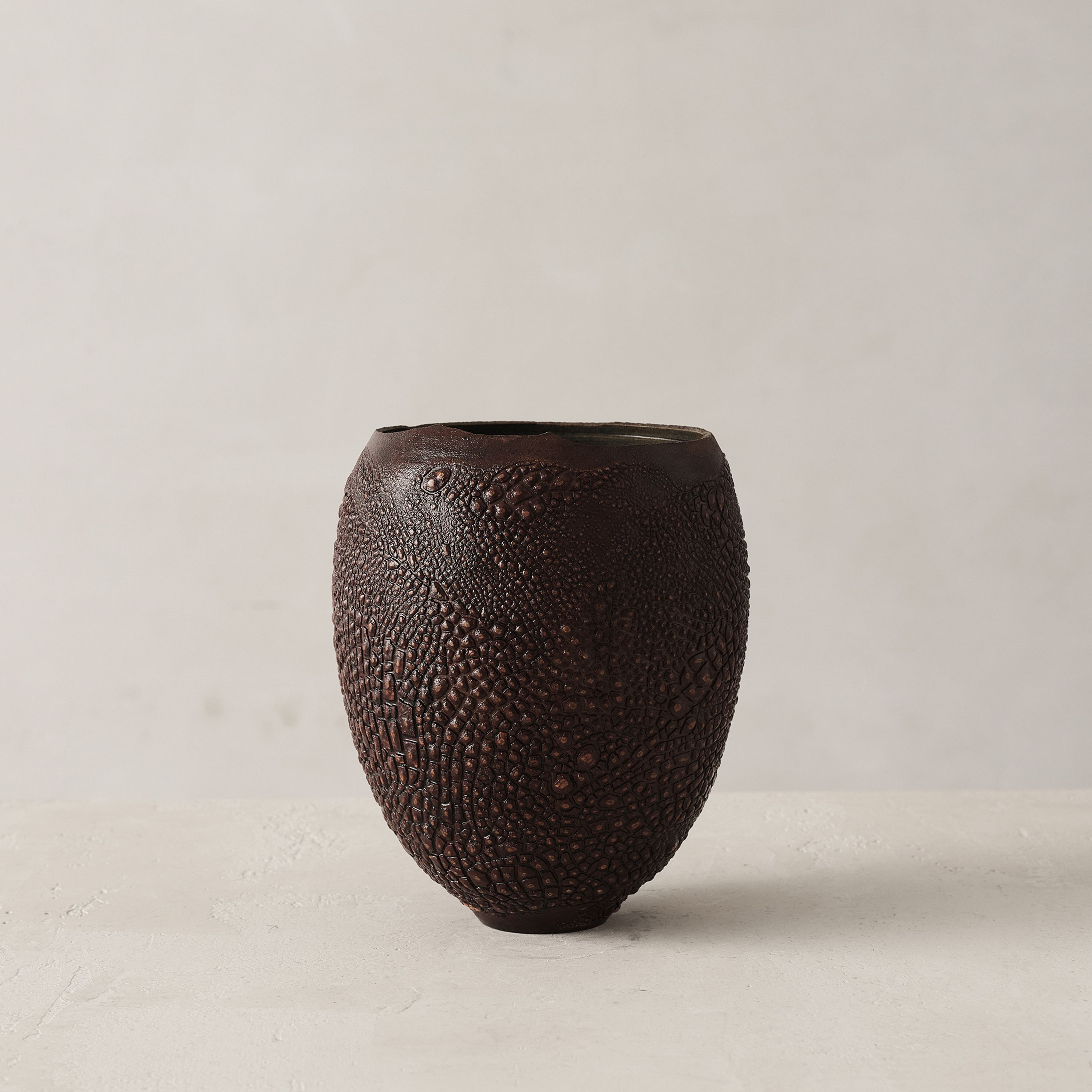 Karen Swami Ateliers Courbet Ceramic Artist Vessel Uru 118