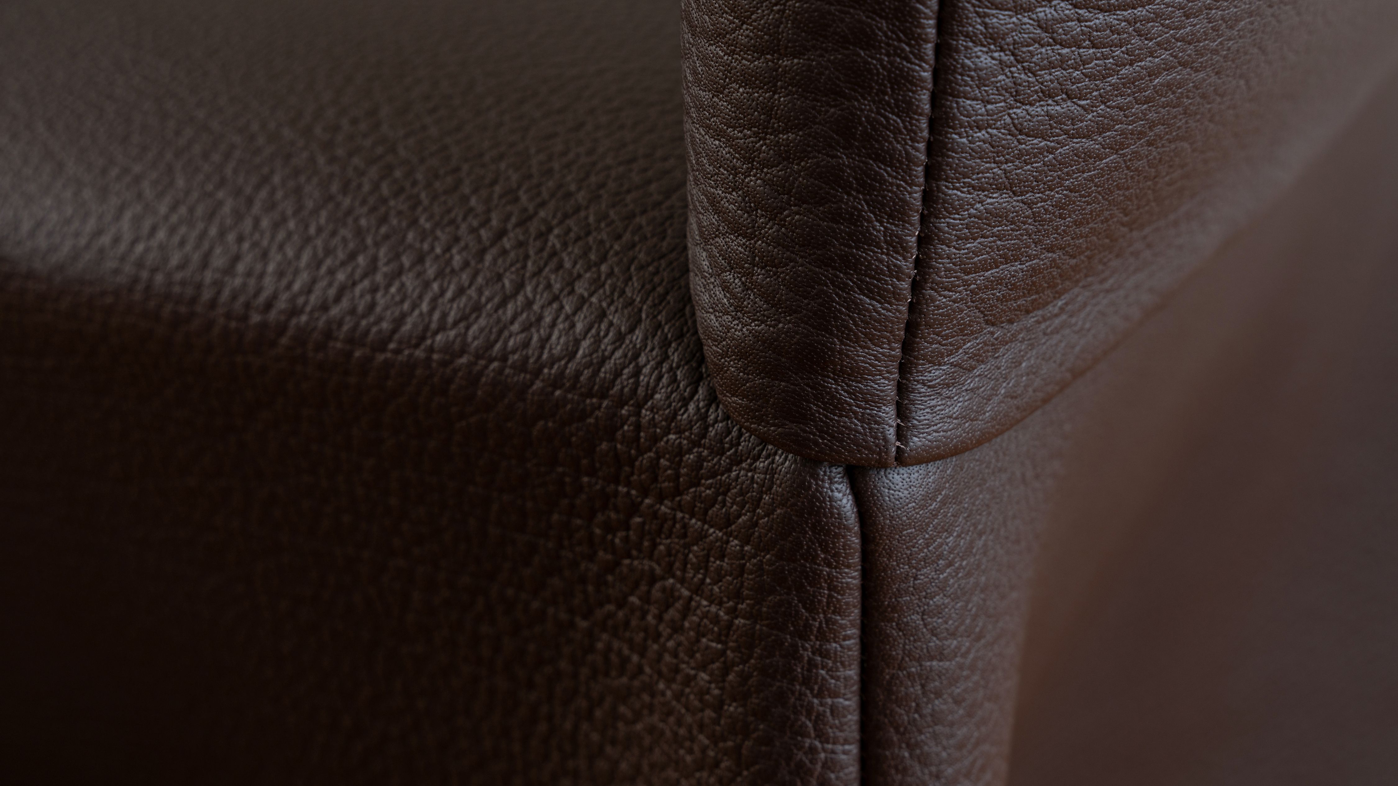 Ateliers Courbet presents Philippe Peres Editions and its collection of Cornette Chair designed by Martin Szekely