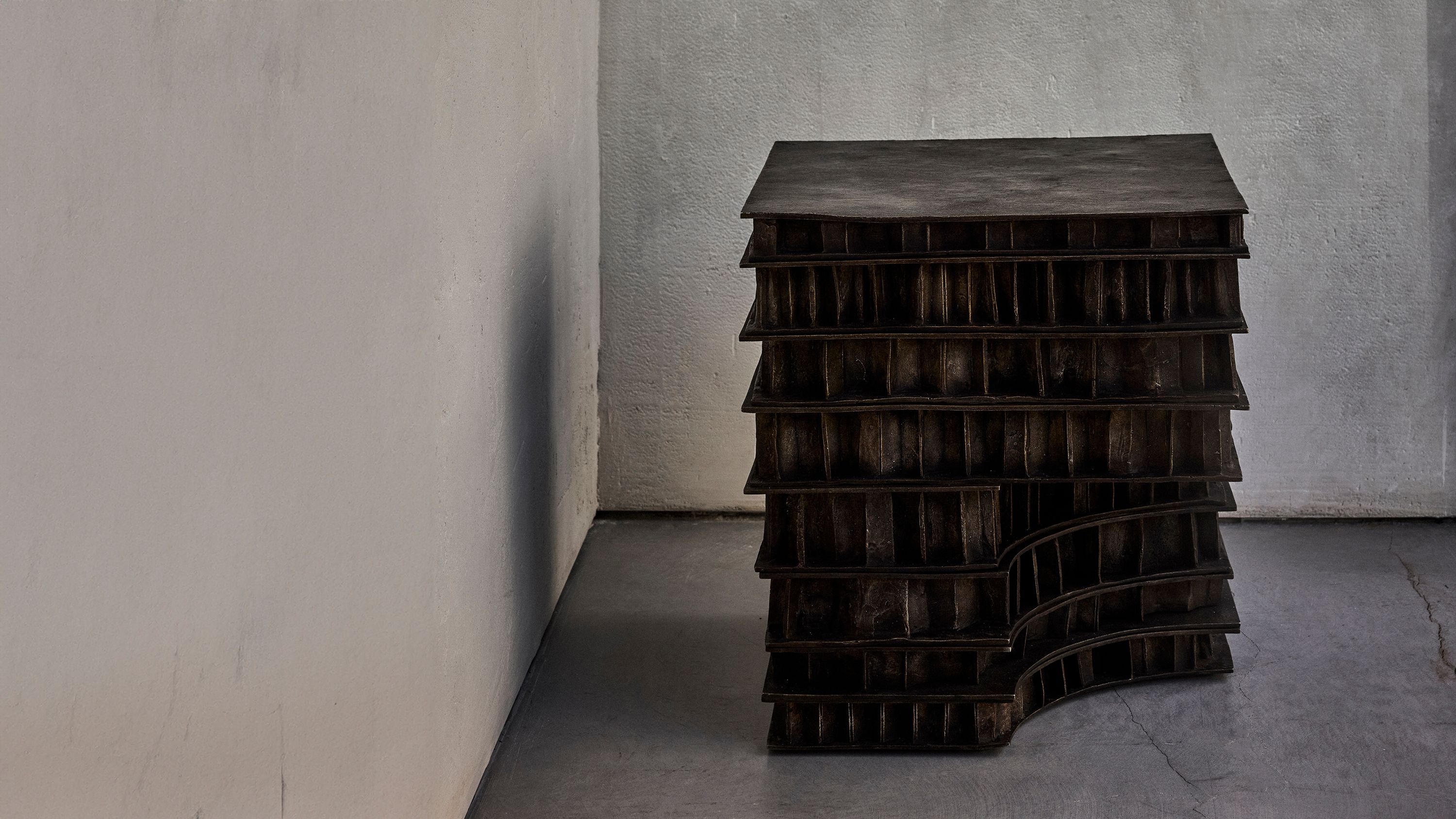 Hector Esrawe Ateliers Courbet Gear Bronze Table