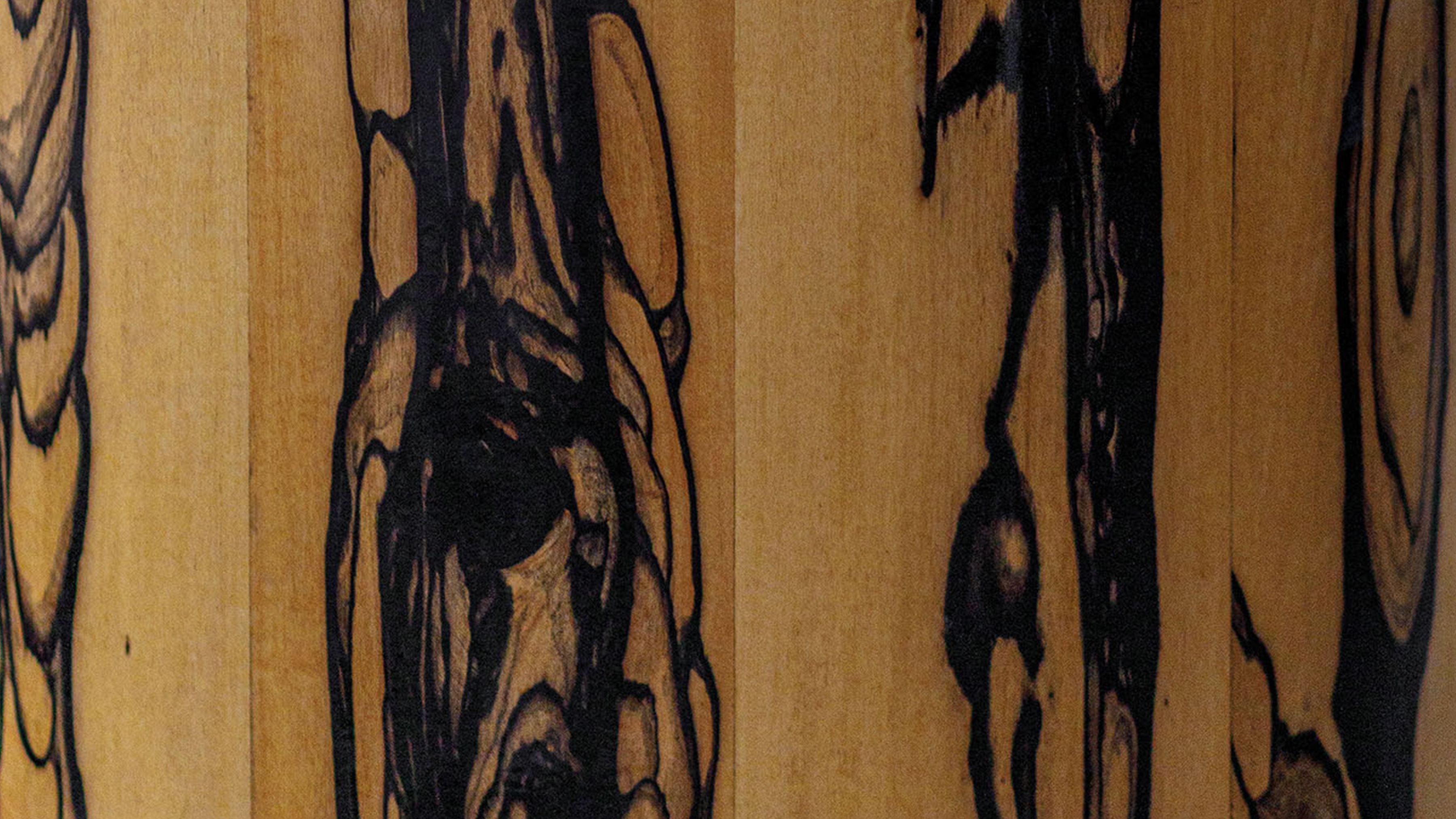 Hamza Kadiri Ateliers Courbet La Goûte Side Table Lacquer Ebony