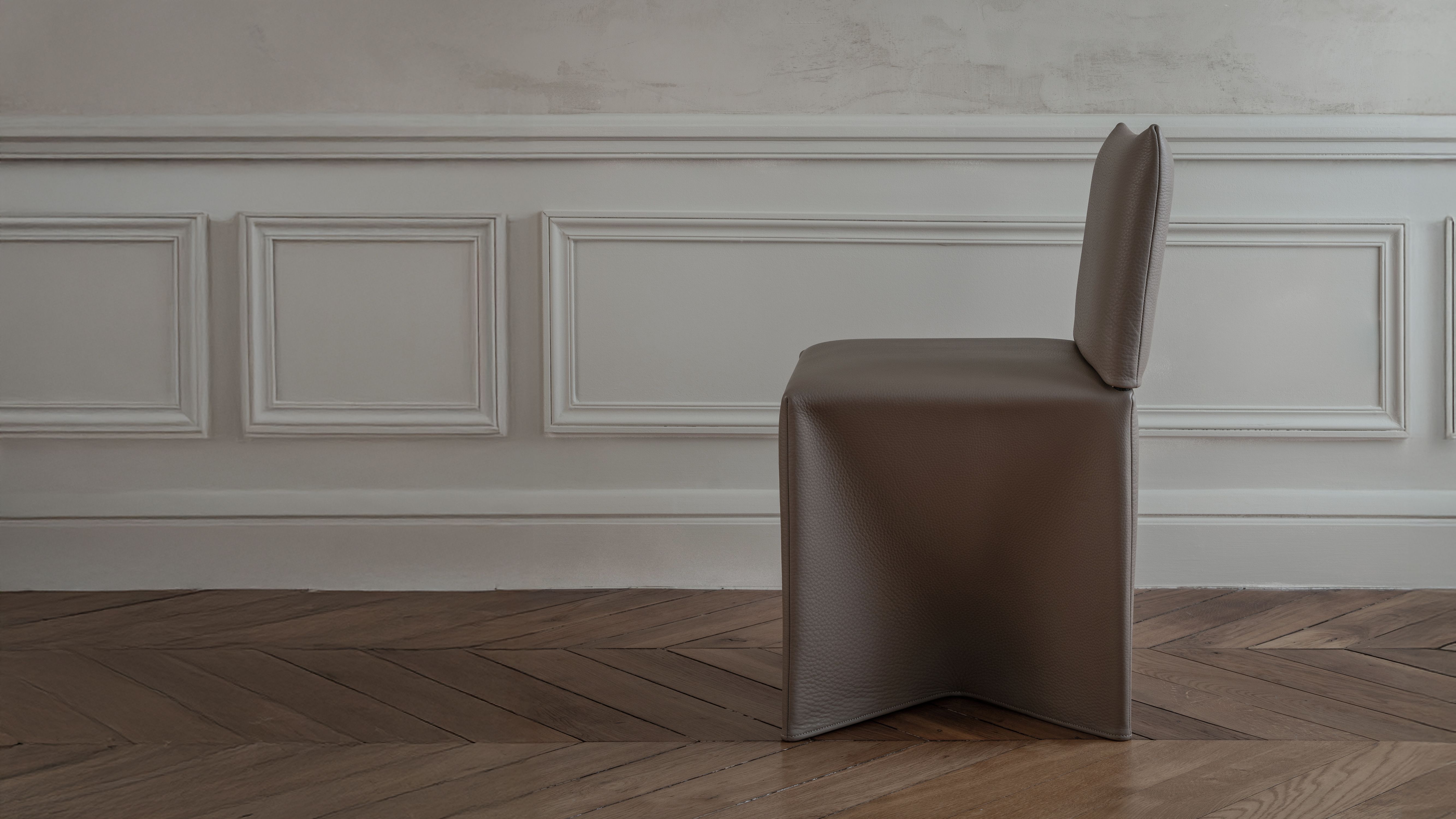 Ateliers Courbet presents Philippe Peres Editions and its collection of Cornette Chair designed by Martin Szekely