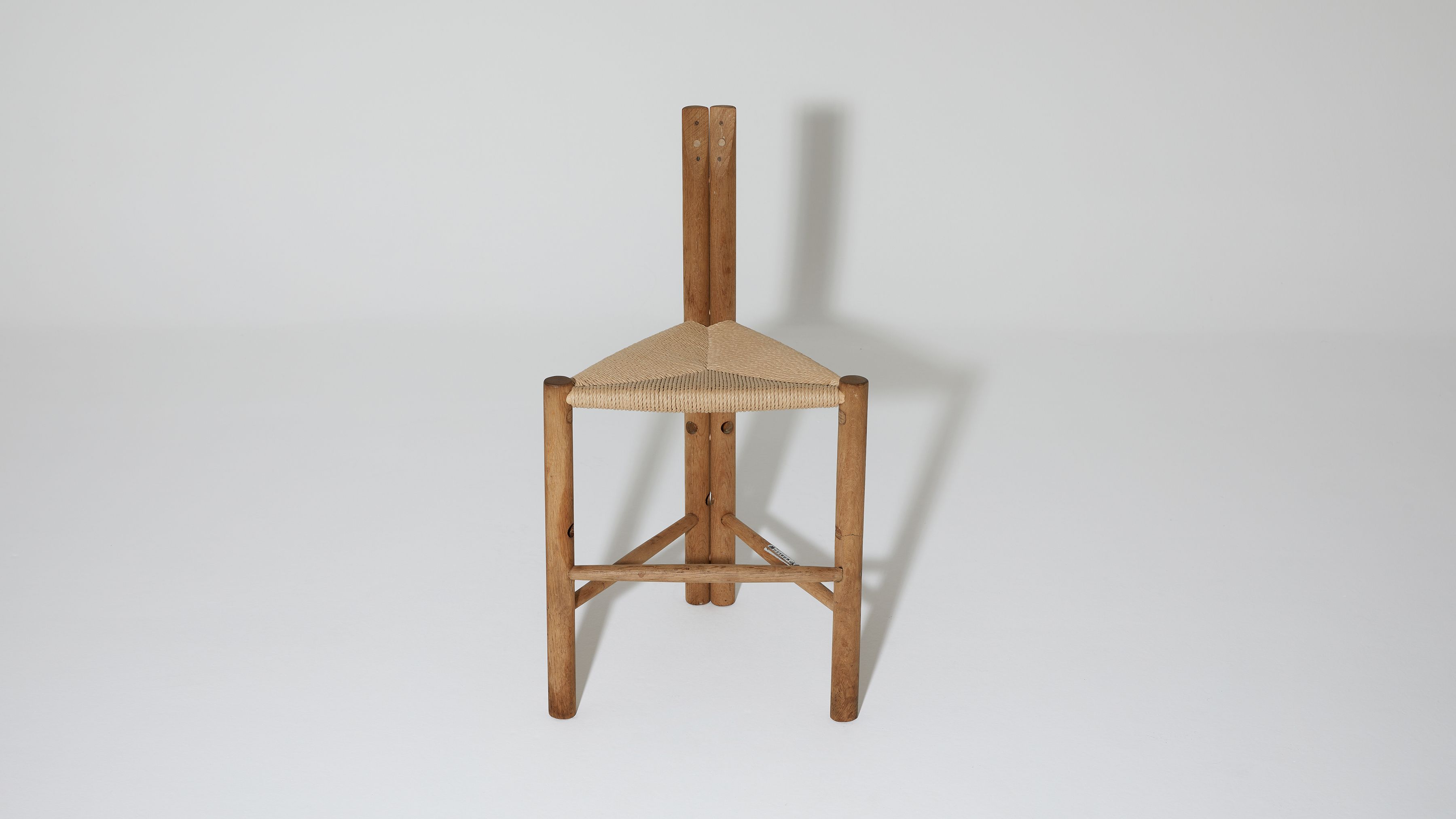 AtMa Ateliers Courbet Japanese Refurbished Wood Chair J39.5 Triangle