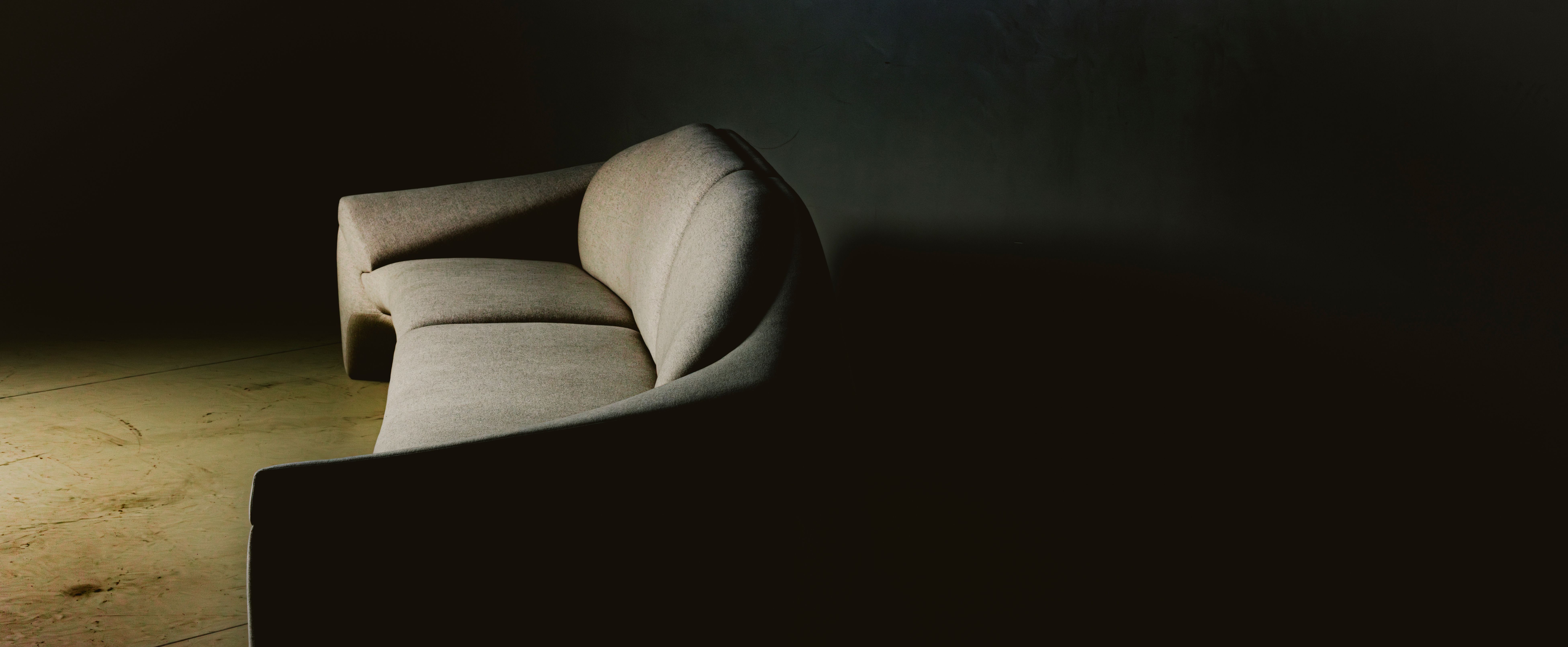 Pierre Yves Guenec Ateliers Courbet Anatomies Sofa