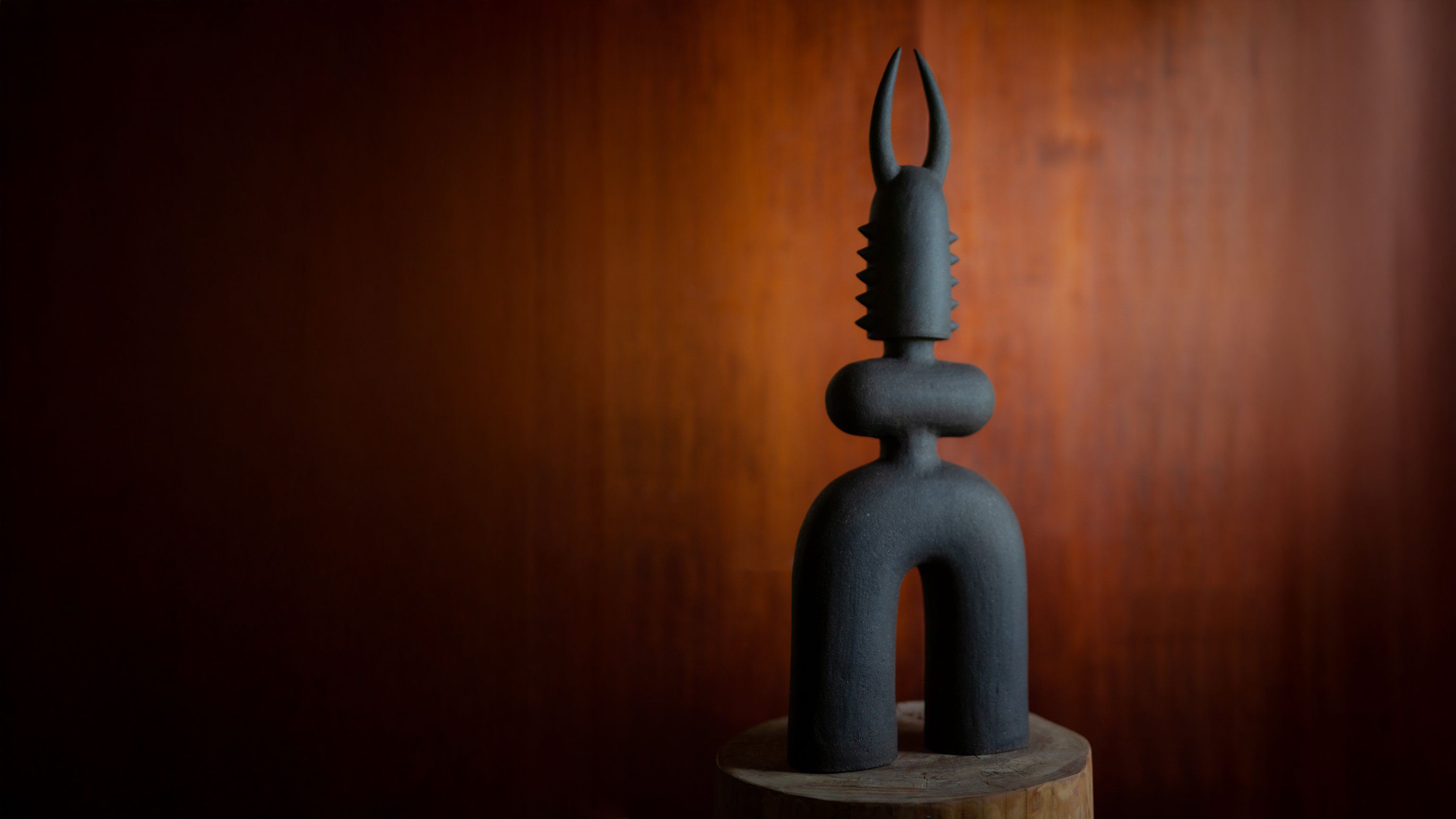 Noe Kuremoto Ceramics at Ateliers Courbet Gallery -- Haniwa Warrior 123