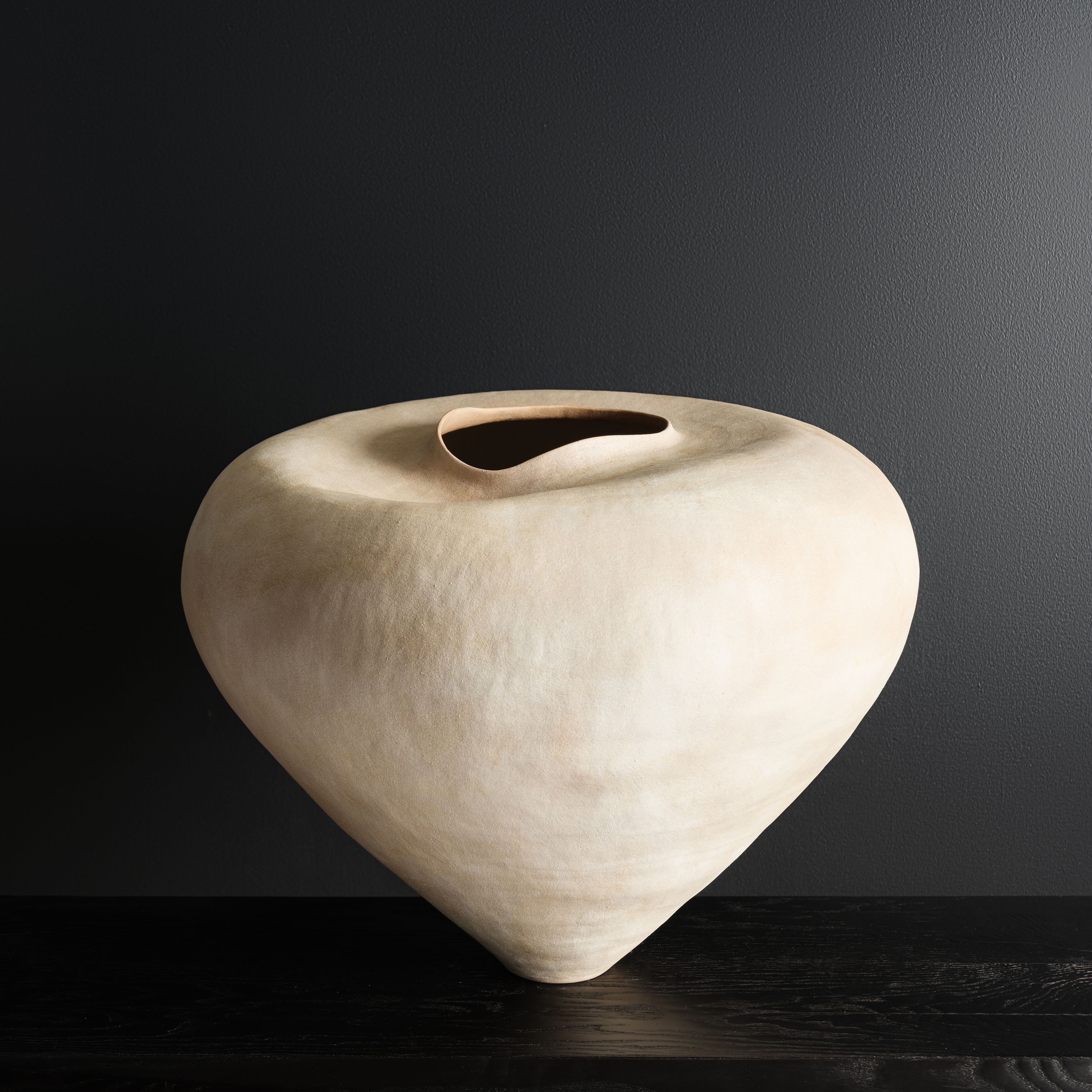 Emelie Abrahamsson Stoneware Ceramic at Ateliers Courbet