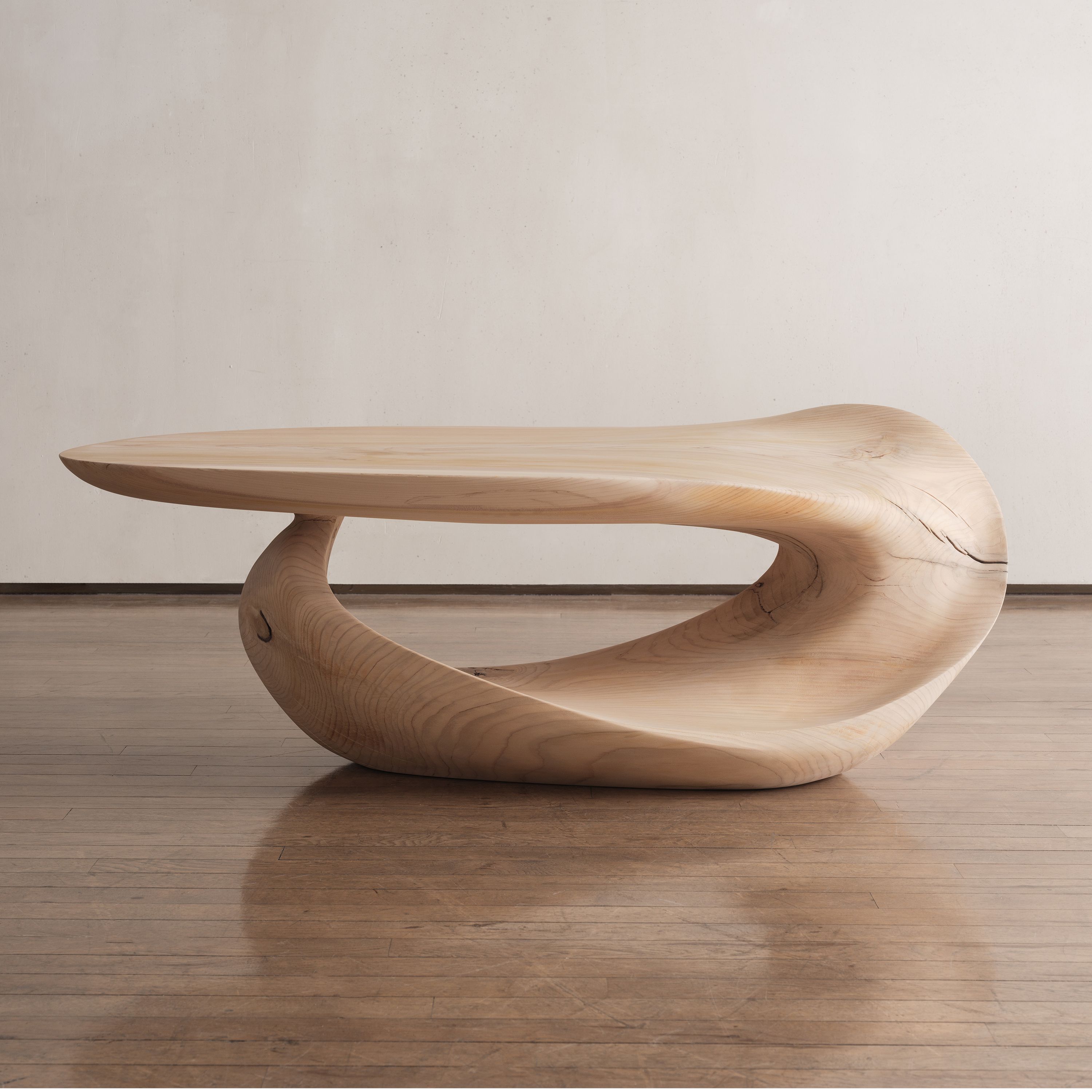 Ateliers Courbet Veronica Mar Mayu Table