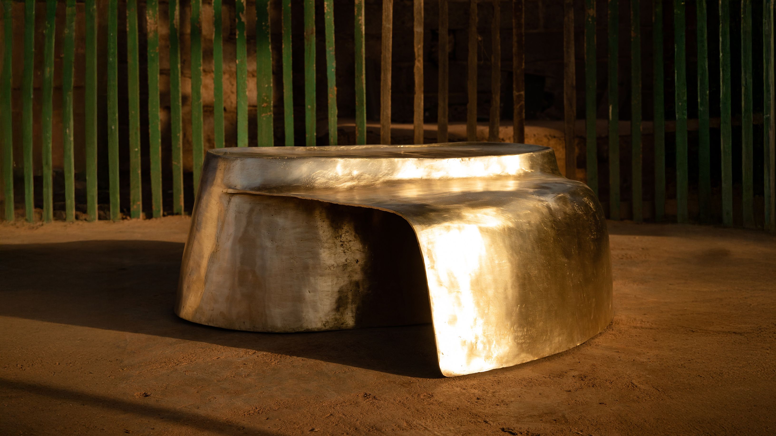 Maison Integre Ateliers Courbet Noe Duchaufour Lawrance Kassena Table Bronze
