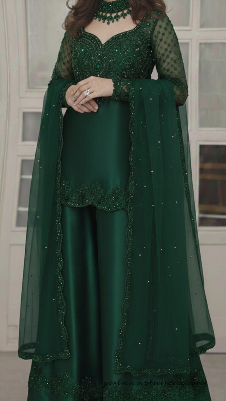 Signature Festive Maxi