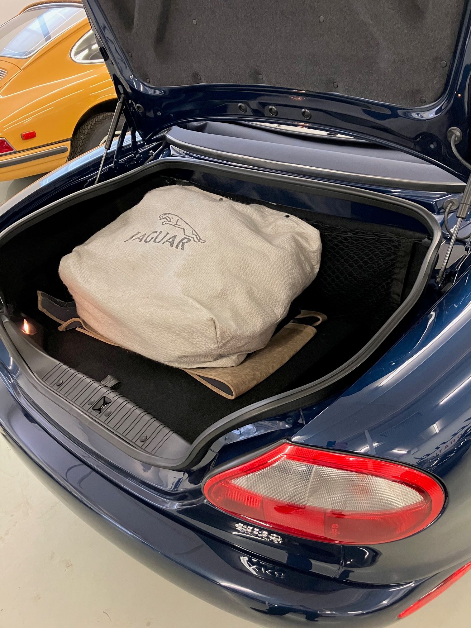 2000 Jaguar XK Series XK8 Convertible - Photo 8
