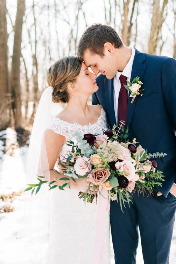 Elly and Colt wedding photography — Garden of Grace floral portfolio