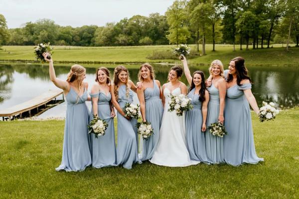 Zach and Emily wedding flowers by Garden of Grace, photo 12