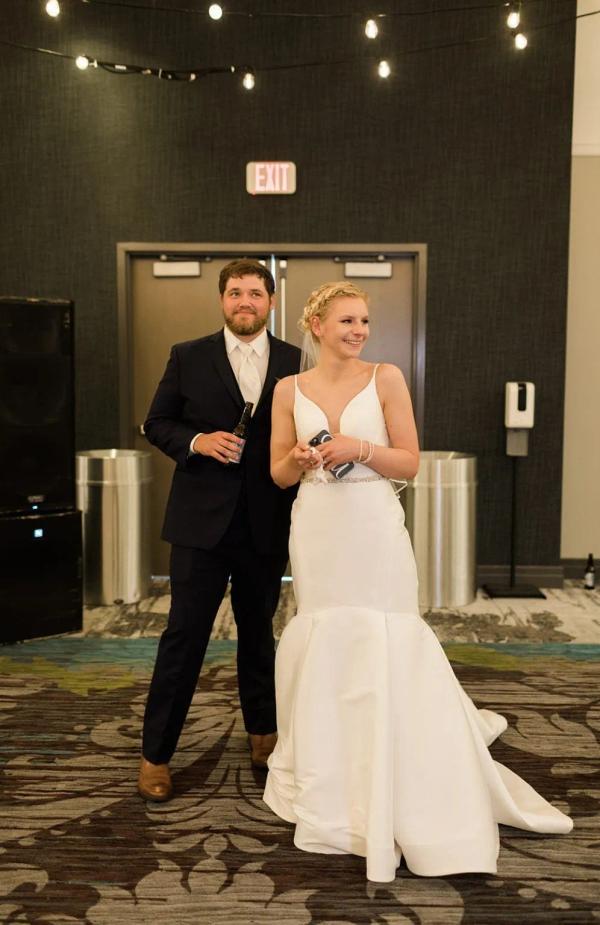 Ian and McKinna wedding photography — Garden of Grace floral portfolio
