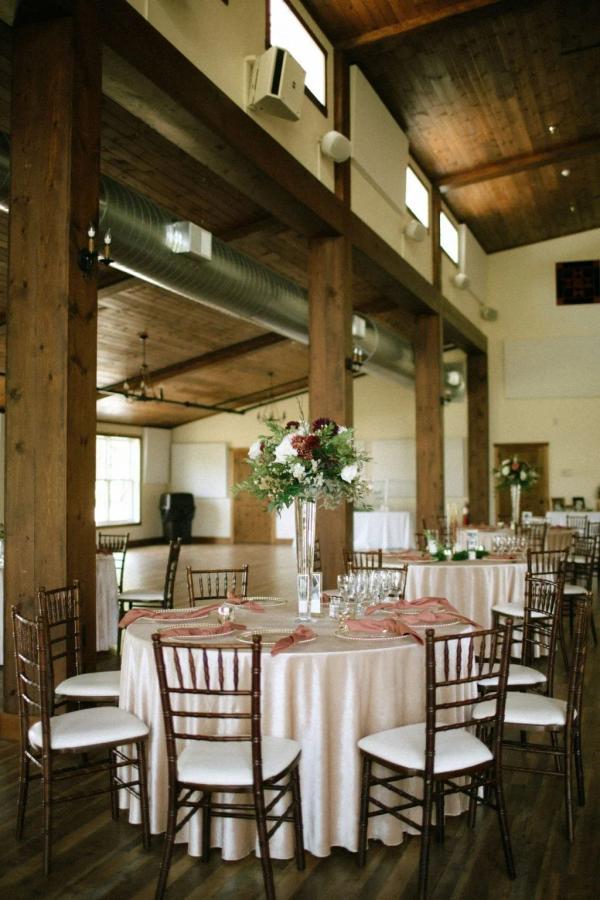 Lauren & Ryan wedding photography — Garden of Grace floral portfolio