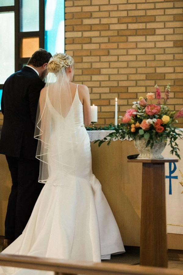 Ian and McKinna wedding photography — Garden of Grace floral portfolio