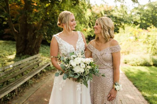 Elizabeth and Ben wedding photography — Garden of Grace floral portfolio