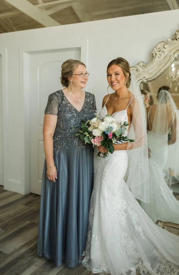 Isaac and Katrina wedding photography — Garden of Grace floral portfolio