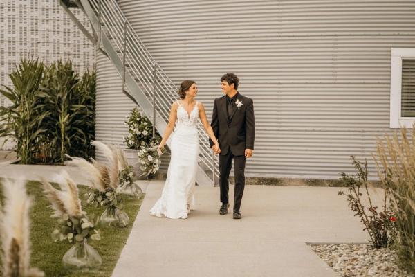 Drew and Amber wedding photography — Garden of Grace floral portfolio
