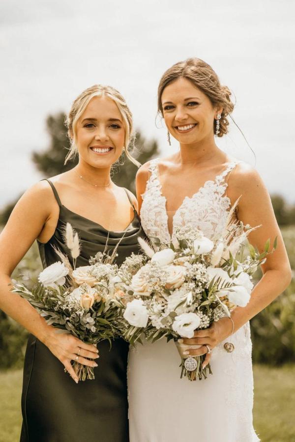 Drew and Amber wedding photography — Garden of Grace floral portfolio