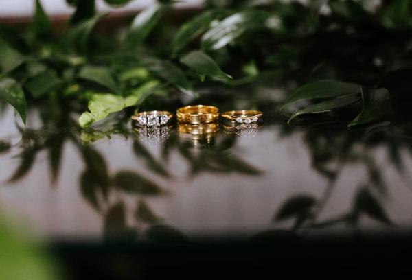 Jack and Madison wedding photography — Garden of Grace floral portfolio