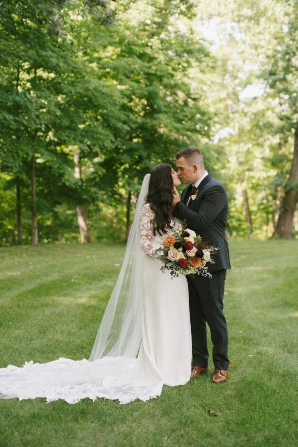 Lauren & Ryan wedding photography — Garden of Grace floral portfolio