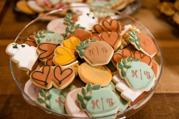 Hannah and Ben wedding photography — Garden of Grace floral portfolio
