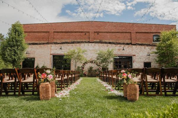 Luke & Sophie wedding photography — Garden of Grace floral portfolio