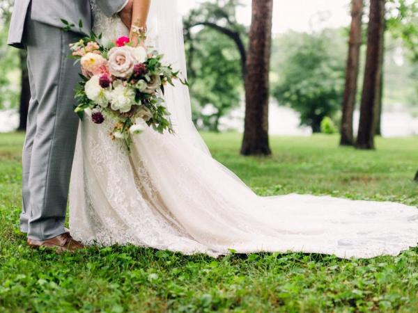 Brennen & Taylor wedding photography — Garden of Grace floral portfolio