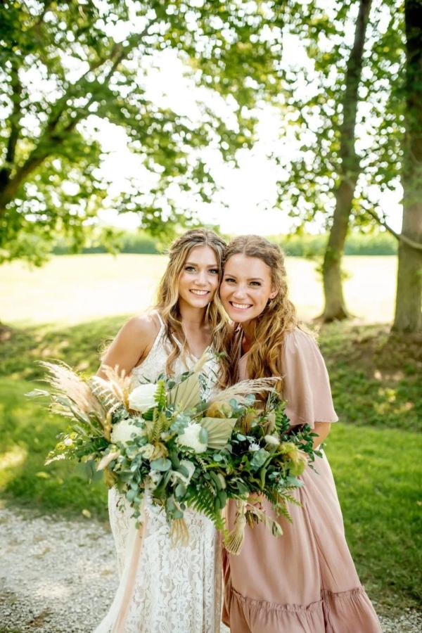 Nathaniel & Bailee wedding photography — Garden of Grace floral portfolio