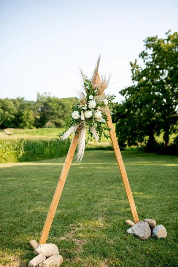 Nathaniel & Bailee wedding photography — Garden of Grace floral portfolio