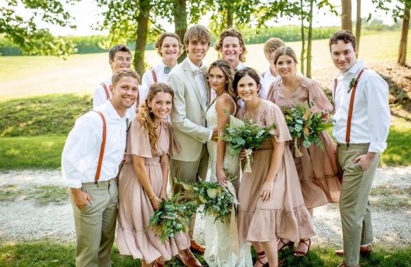 Nathaniel & Bailee wedding photography — Garden of Grace floral portfolio