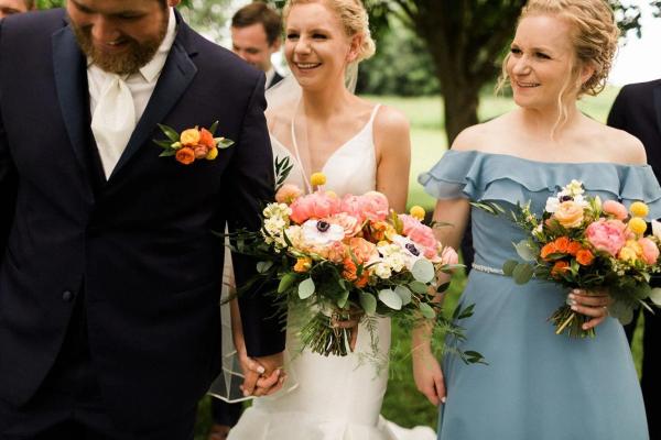 Ian and McKinna wedding photography — Garden of Grace floral portfolio