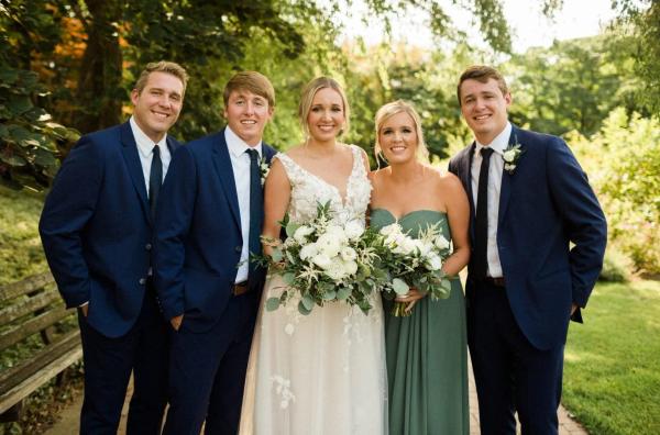 Elizabeth and Ben wedding photography — Garden of Grace floral portfolio