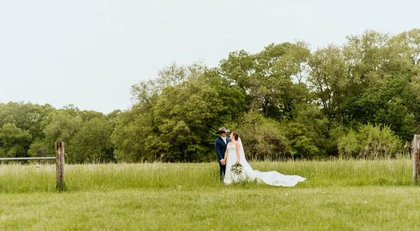Zach and Emily wedding flowers by Garden of Grace, photo 8