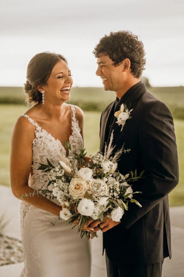 Drew and Amber wedding photography — Garden of Grace floral portfolio