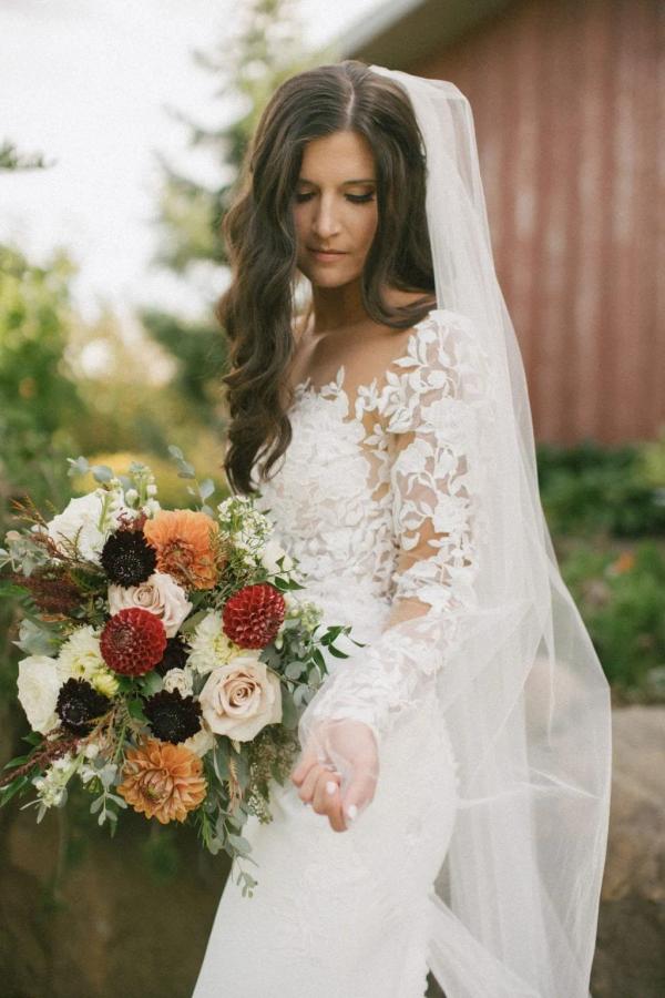 Lauren & Ryan wedding photography — Garden of Grace floral portfolio