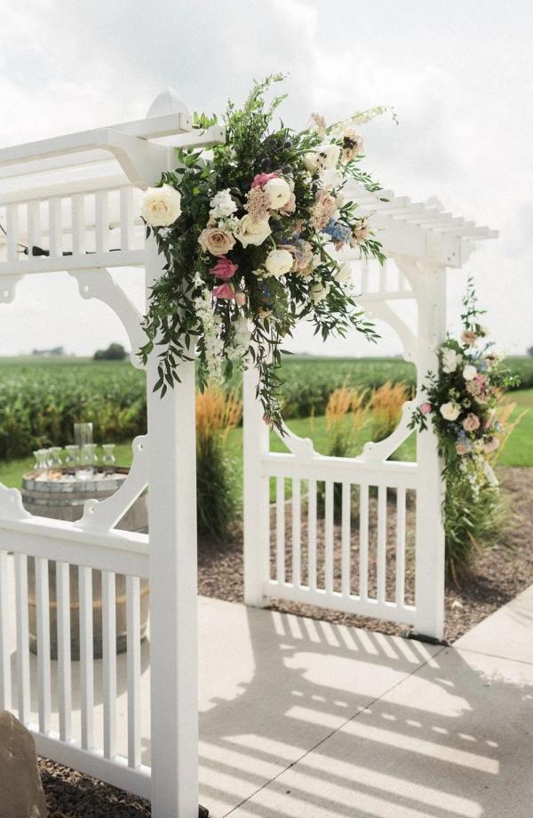 Isaac and Katrina wedding photography — Garden of Grace floral portfolio