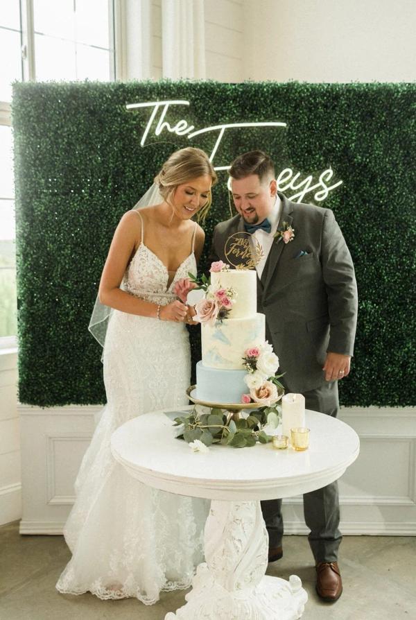 Isaac and Katrina wedding photography — Garden of Grace floral portfolio