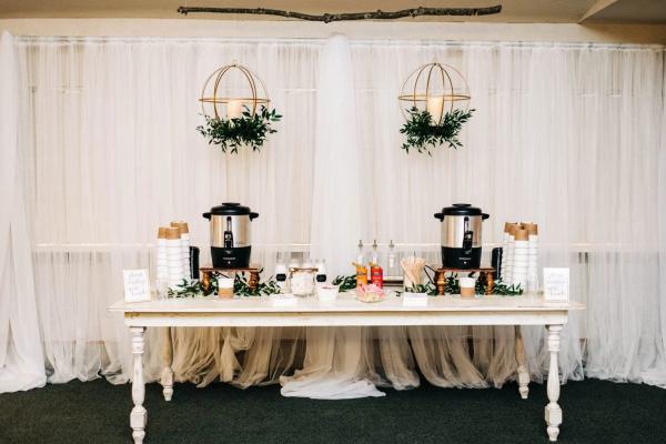 Elly and Colt wedding photography — Garden of Grace floral portfolio
