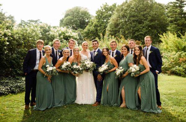 Elizabeth and Ben wedding photography — Garden of Grace floral portfolio