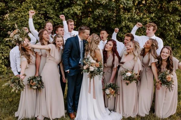 Austin & Olivia — Garden of Grace wedding flowers