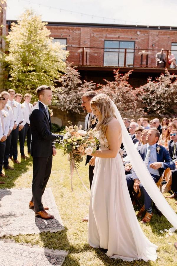 Austin & Olivia wedding photography — Garden of Grace floral portfolio