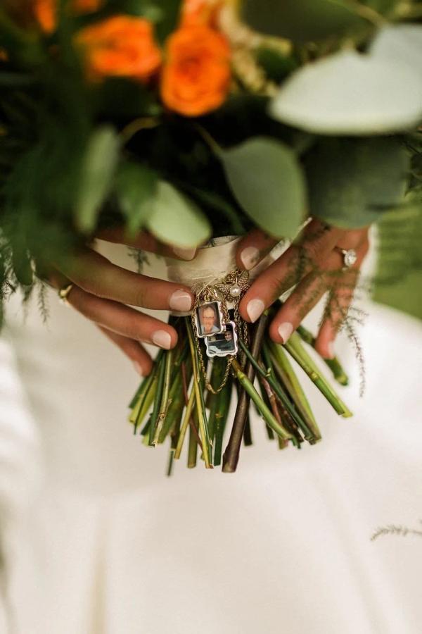 Ian and McKinna wedding photography — Garden of Grace floral portfolio