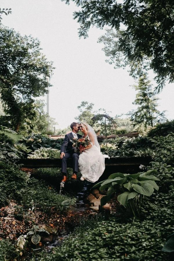 Andrew and Lexi wedding photography — Garden of Grace floral portfolio