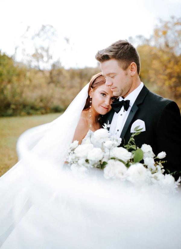Kyle and Jaden wedding photography — Garden of Grace floral portfolio