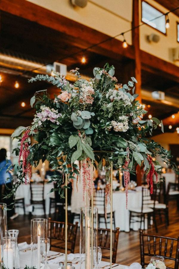 Andrew and Lexi wedding photography — Garden of Grace floral portfolio