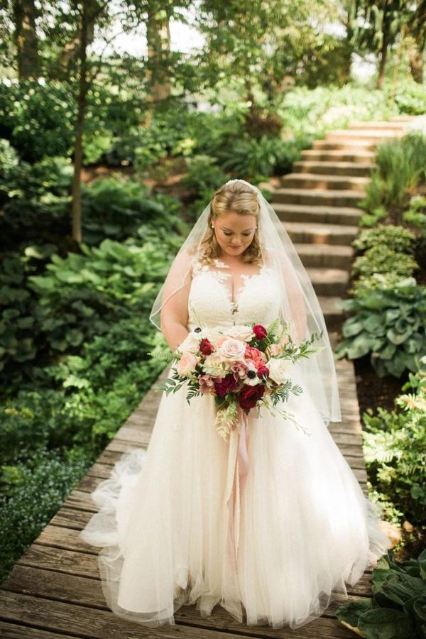 Vibol & Jessica wedding flowers by Garden of Grace, photo 11