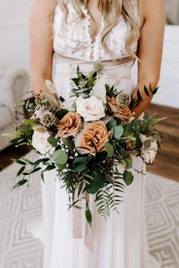 Austin & Olivia wedding photography — Garden of Grace floral portfolio