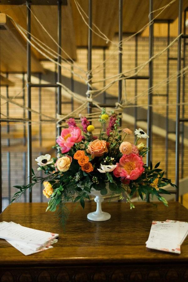 Ian and McKinna wedding photography — Garden of Grace floral portfolio