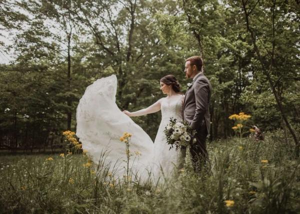 Emily and David — Garden of Grace wedding flowers